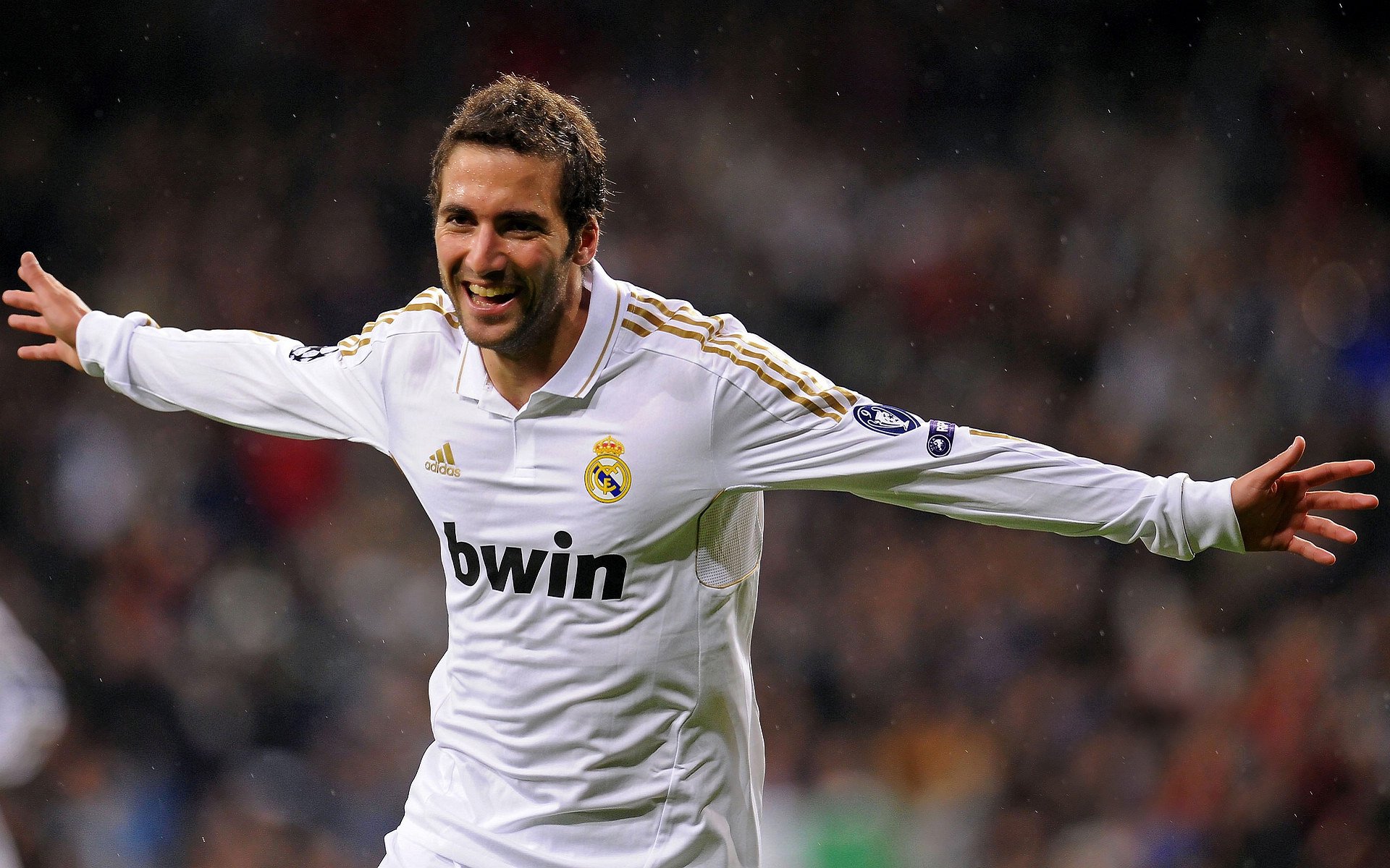 开云体育app-本泽马爆发唤醒法兰西余晖，那不勒斯用韩国铁血碾过淘汰赛荆棘